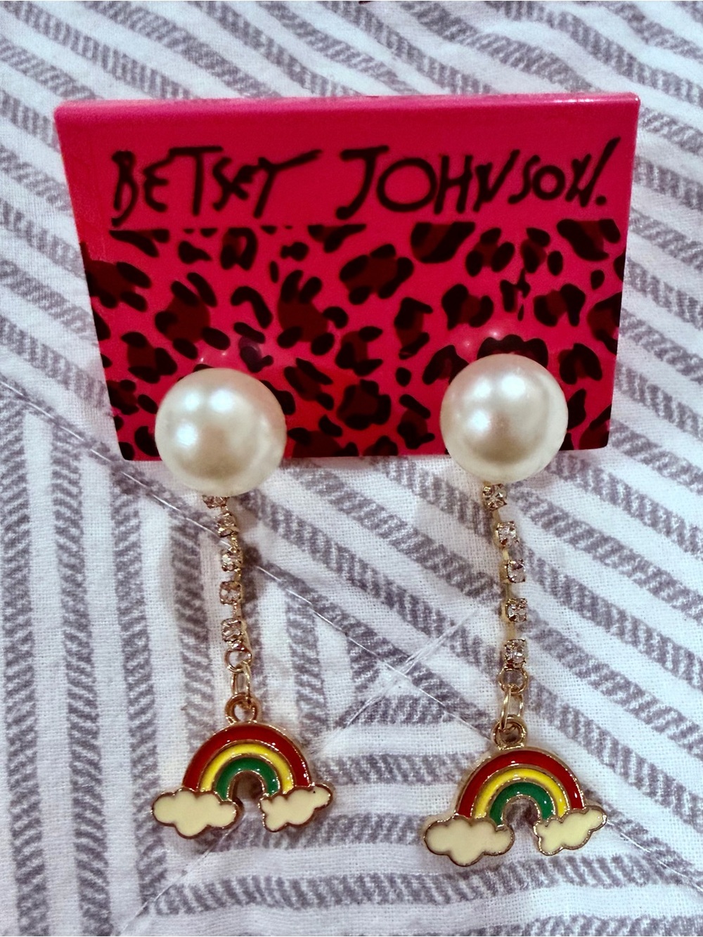 Betsey Johnson Rainbow Dangling Pierced Earrings Rhinestone Converts Stud Pearl